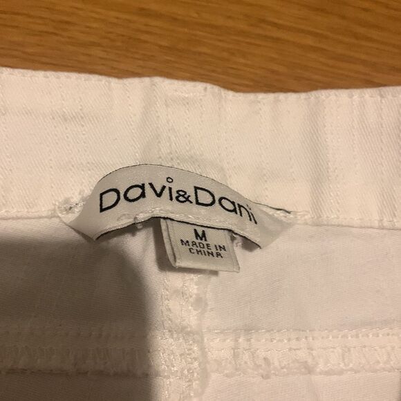 Davi & Dani white jeans size medium - Picture 4 of 6